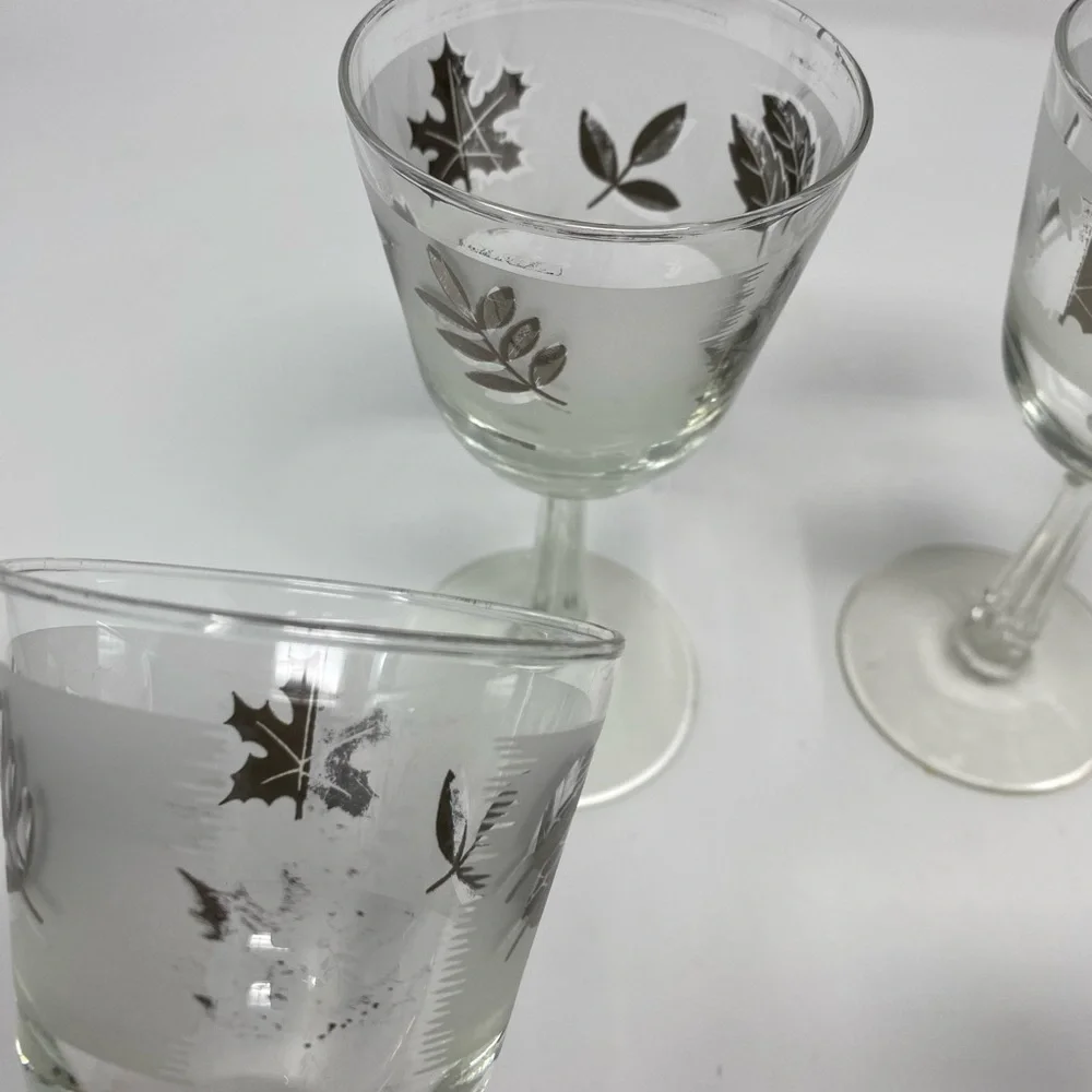 Set of 6 Vintage Wine Glasses